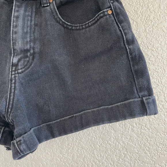 PacSun | Charcoal cuffed denim mom short high rise jean size 24 - Picture 5 of 8